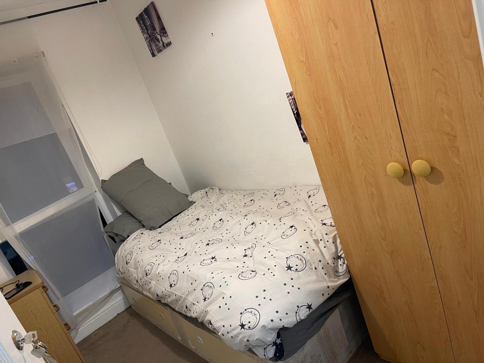 En-suite Cozy Double Bedroom Affittacamere
